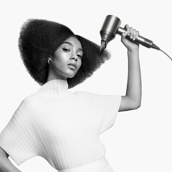 Dyson Supersonic™ Hairdryer (Onyx/Gold)